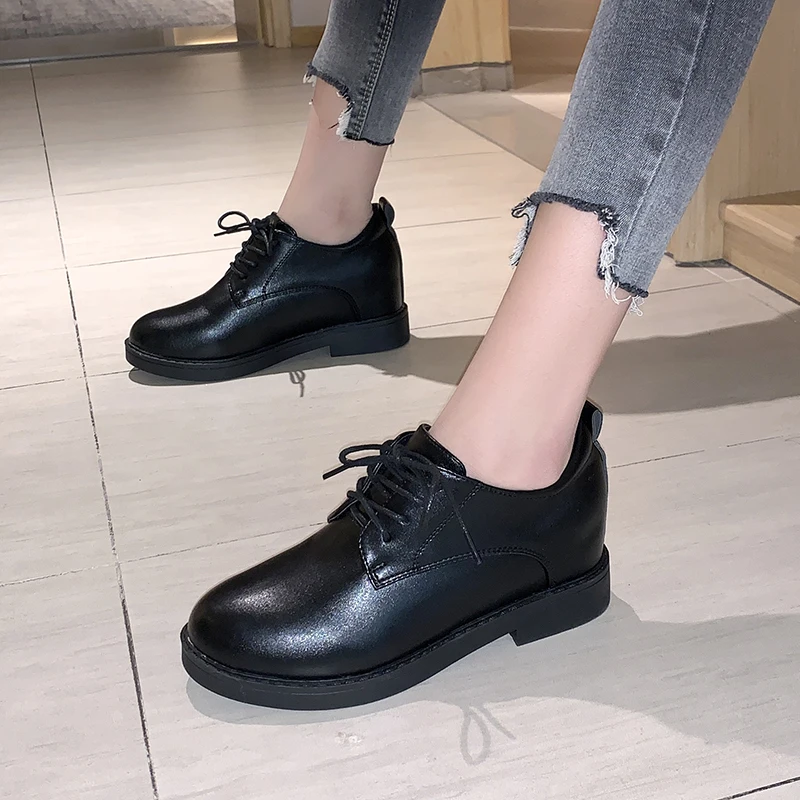Black Patent Leather Platform Shoes 