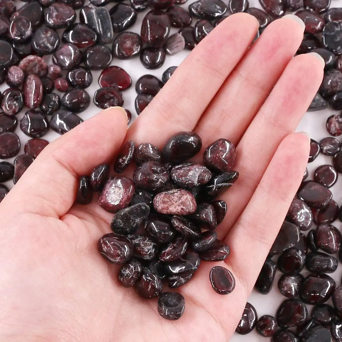 Гранатовые кварцевые камни разбитые кристаллы натуральные домашний