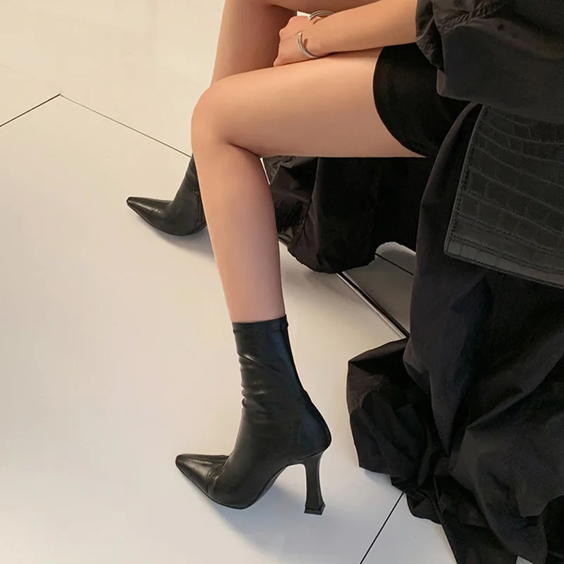 Women High Heels Dress Shoes Pointed Toe Bare Boots Black Booties Thin Heeled Fashion Ankle Boots Retro Ladies Shoes Bootas