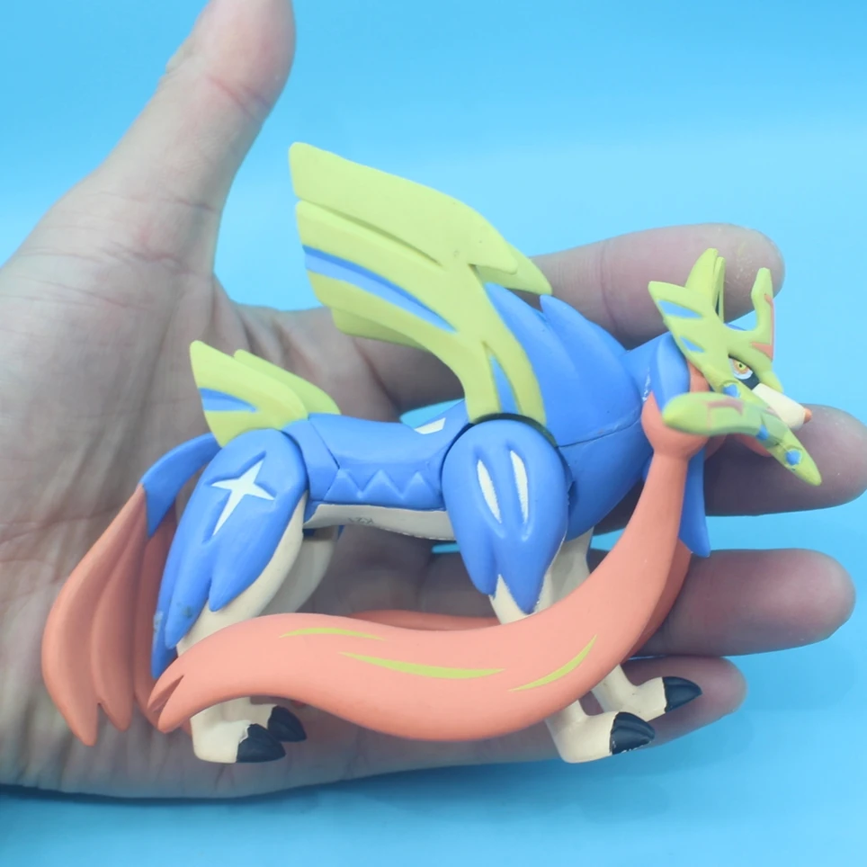 

Оригинальная экшн-фигурка TOMY Pokemon Zacian Zamazenta Vulpix кукла игрушка ручное украшение готовый продукт Фигурки игрушки