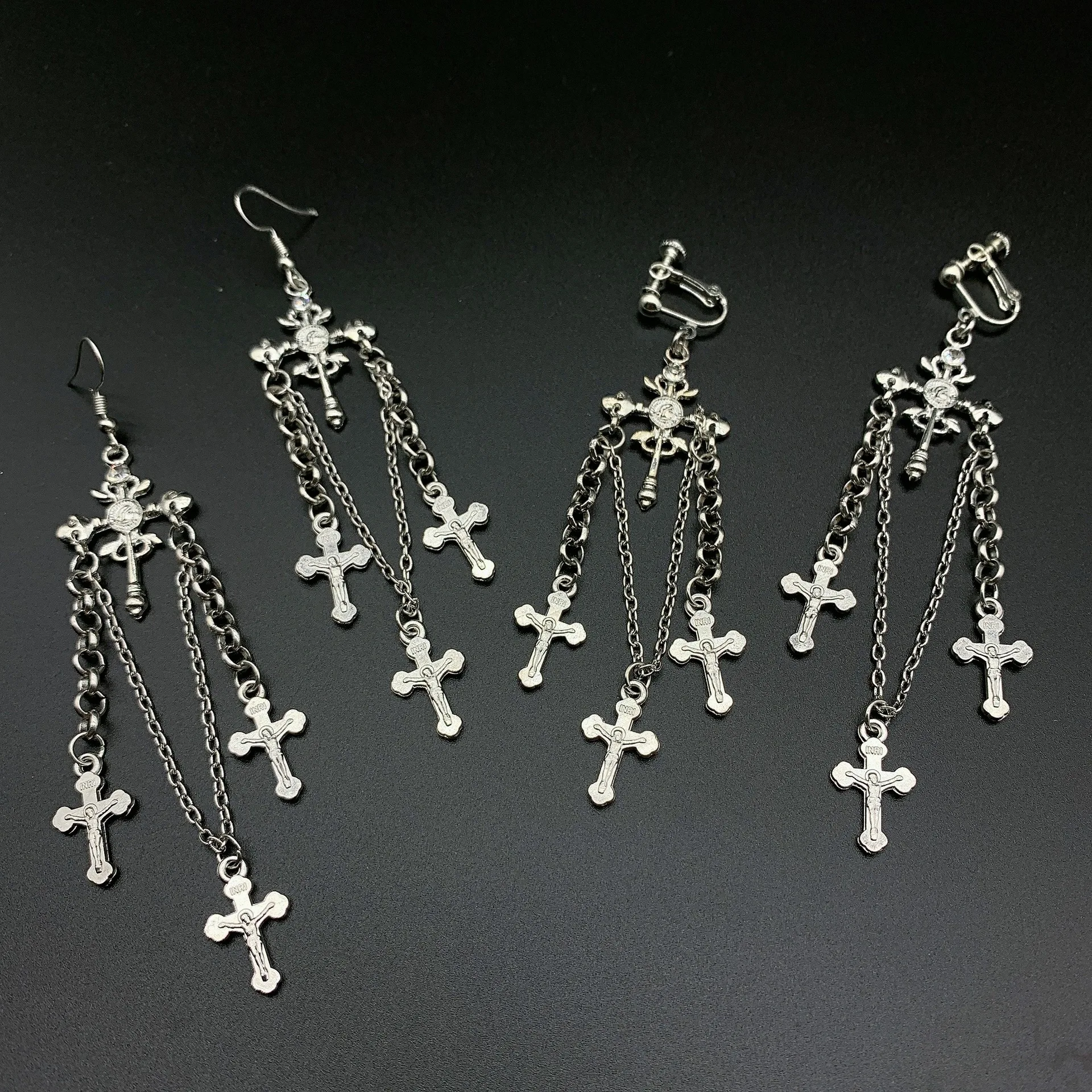 

FSUNION 2022 New Arrival Fashion Retro Dark Black Cross Earrings Personality Ladies Hip Hop Multi-Layer Tassel Earrings Jewelry