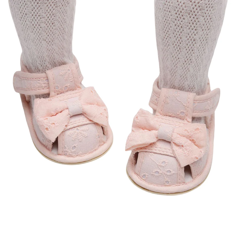 

BeQeuewll Летние повседневные сандалии с бантом для маленьких девочек, нескользящая обувь на мягкой подошве для улицы, школьная обувь для детей 0-18 месяцев