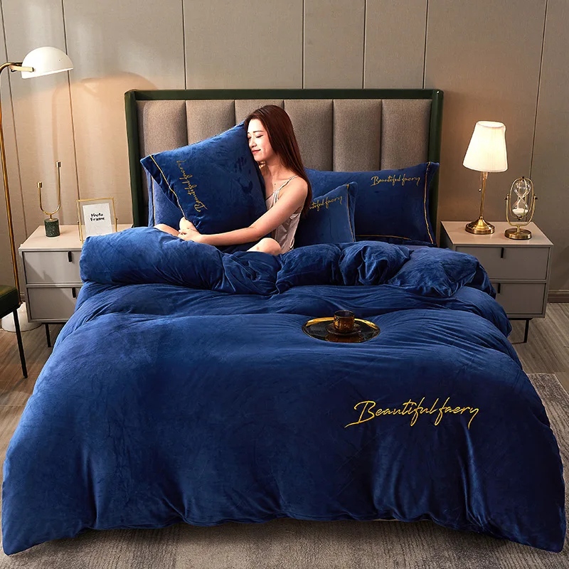 

Осенне-зимний теплый фланелевый Комплект постельного белья, роскошный бархатный комплект с пододеяльником с вышивкой и простыней, наволоч...