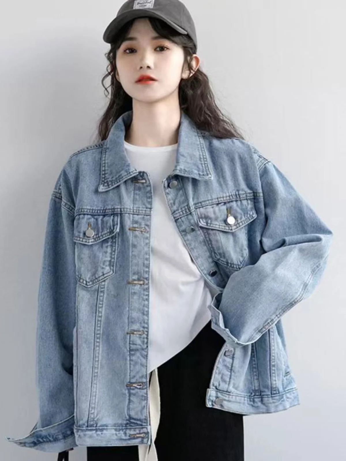 Высококачественное светло-голубое джинсовое пальто для женщин весна 2024 новая