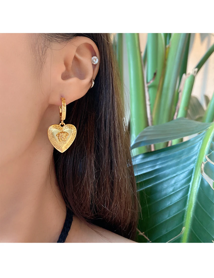 

European and American fashion retro love Head Earrings