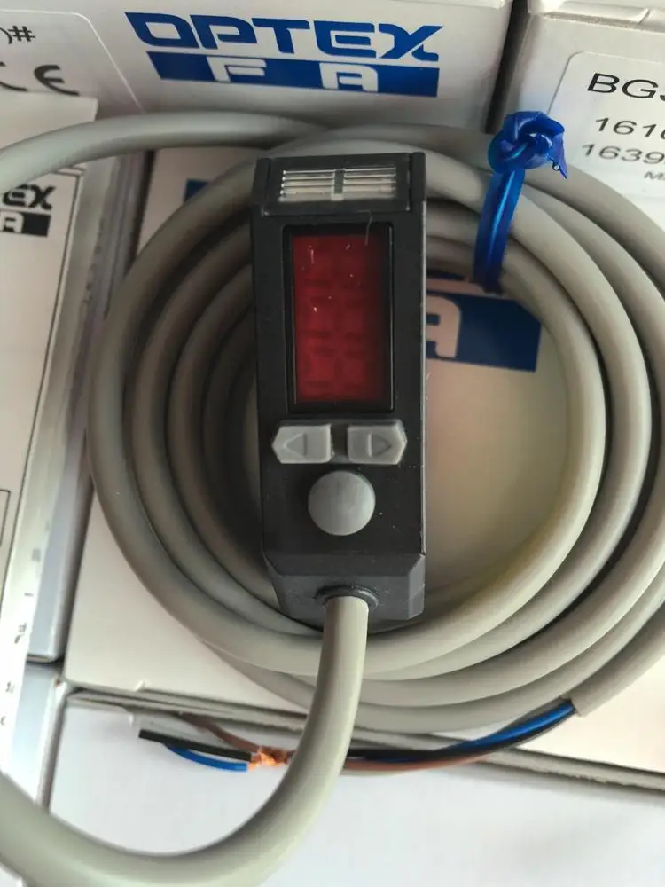 

New original Optex photoelectric switch BGS-DL10TN (E) BGS-DL25TN (E)