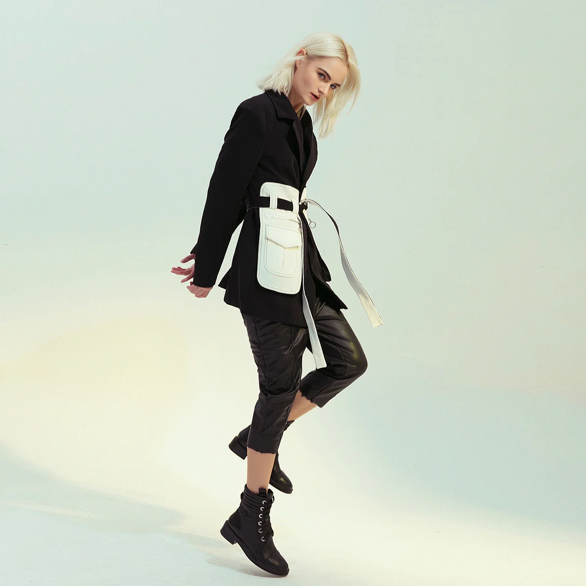 

Split Pocket Women Black Temperament Blazer New Lapel Long Sleeve Loose Fit Jacket Fashion Spring Autumn 2023 coat