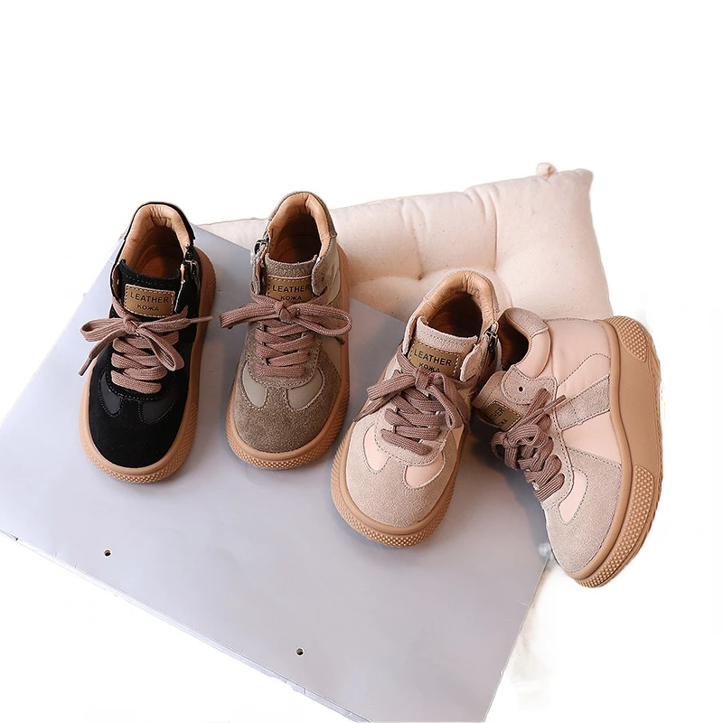 

Детская спортивная обувь на резиновой подошве, на молнии