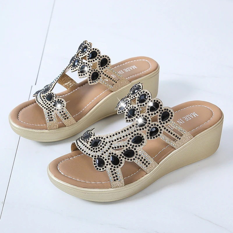 

Сандалии женские на высоком каблуке, босоножки со стразами, повседневная обувь на танкетке, модные тапочки, лето 2024