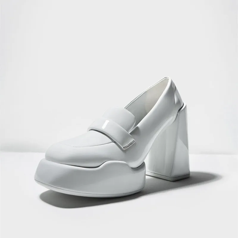 Лоферы на массивной платформе лакированная кожа без застежки повседневная обувь