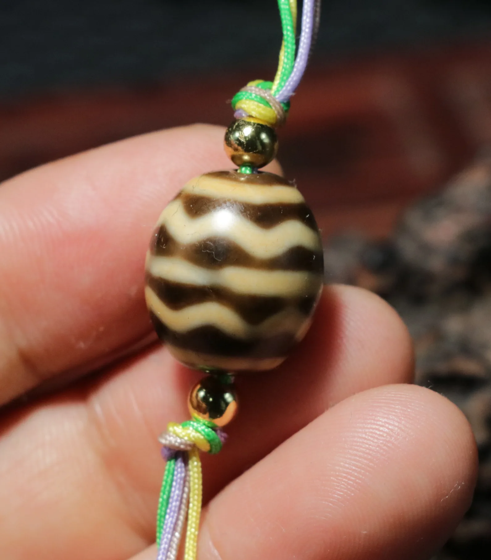 

Energy Тибетский Топ Старый Агат цвета слоновой кости водная волна богатый Daluo бусины дзи Totem 4A для ювелирных изделий UPD0623A12