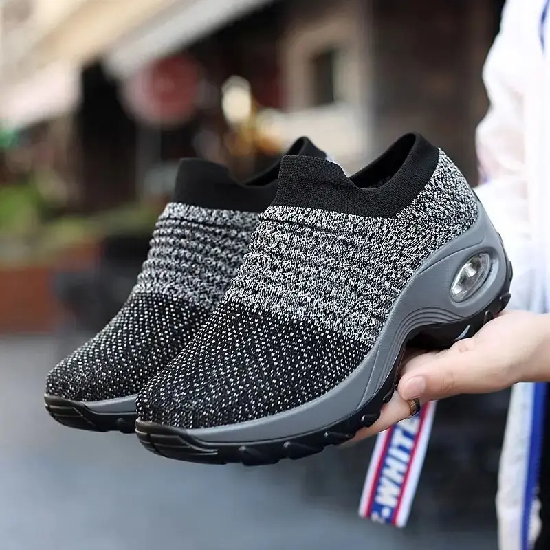 

Women Platform Sneakers Fashion Knited Casual Loafers Ladies Comfortable Low Top Sock Sneakers Non-slip Walking Shoes