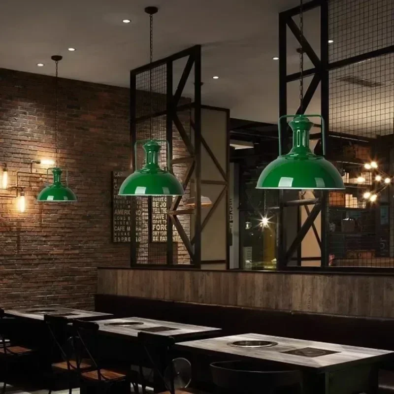 Металлический подвесной светильник