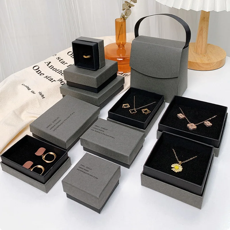 

Шкатулка для ювелирных изделий, модная Серебристая коробка черного и серого цвета для колец, сережек, ожерелий, аксессуары для ювелирных из...