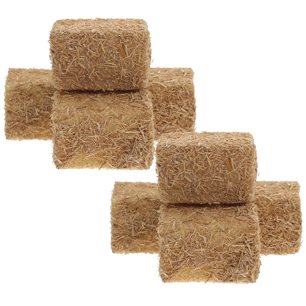 

8 pcs Mini Simulated Hayrick Decor House Miniature Artificial Hayrick Photo Prop (Square Shape)