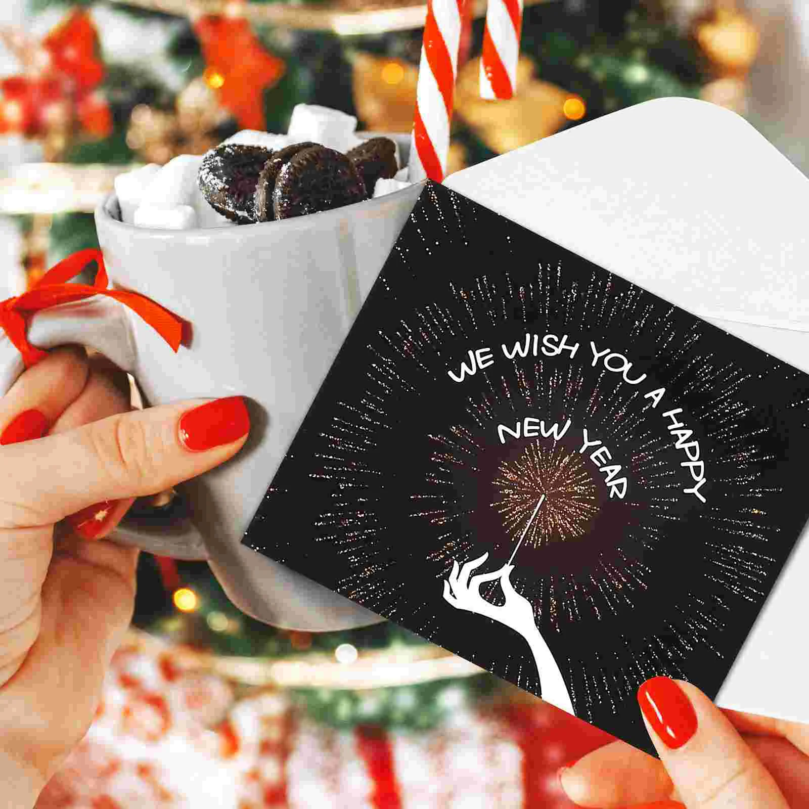 Рисунок 6 - 24 набора новогодних открыток в