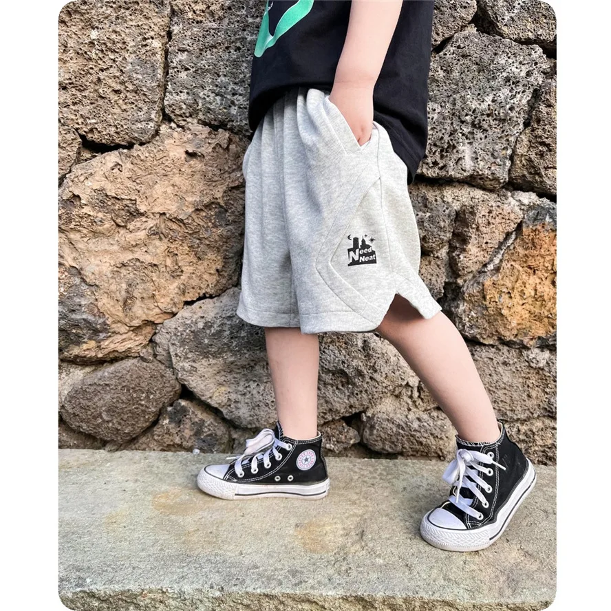 

Новинка 2022 года, детская одежда хлопковые трикотажные шорты для мальчиков Простые короткие брюки для девочек, летние универсальные коротки...