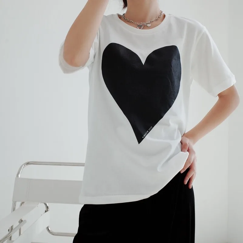 

Big Black Heart Print T Shirts Women Sping Summer New Loose O Neck Short Sleeve Tops Korean Casual All Match Homewear 2021 Tees