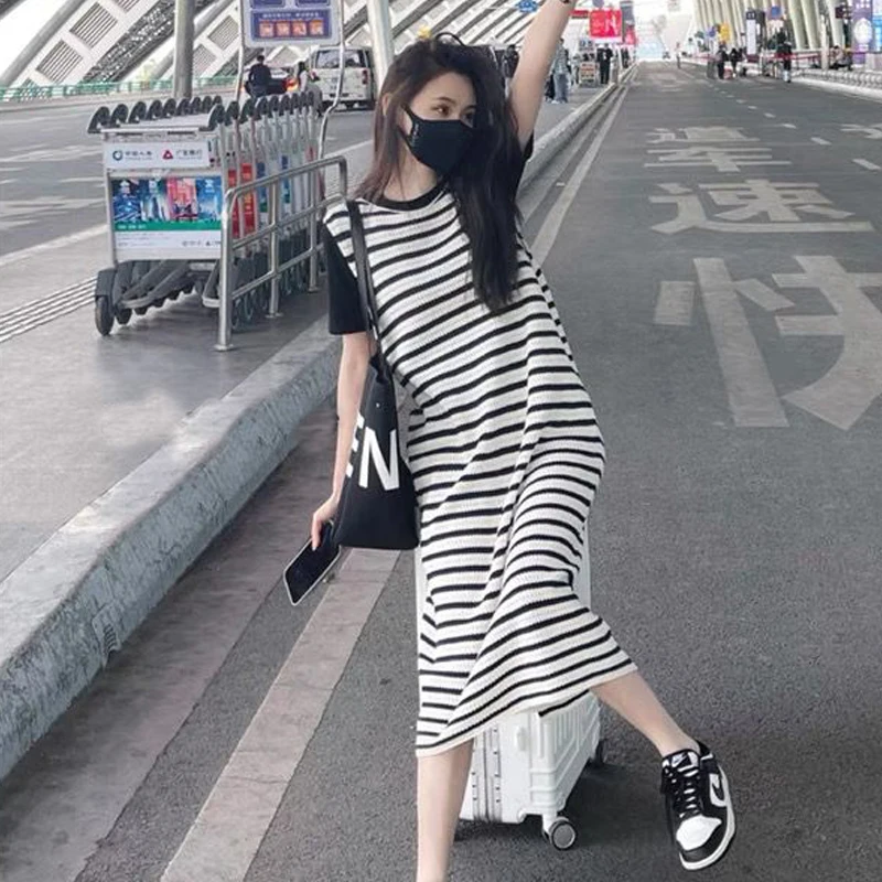 Купи Women's Summer Dress Sleeveless Knit Long Dress Casual Striped Slit Maxi Dresses за 1,030 рублей в магазине AliExpress