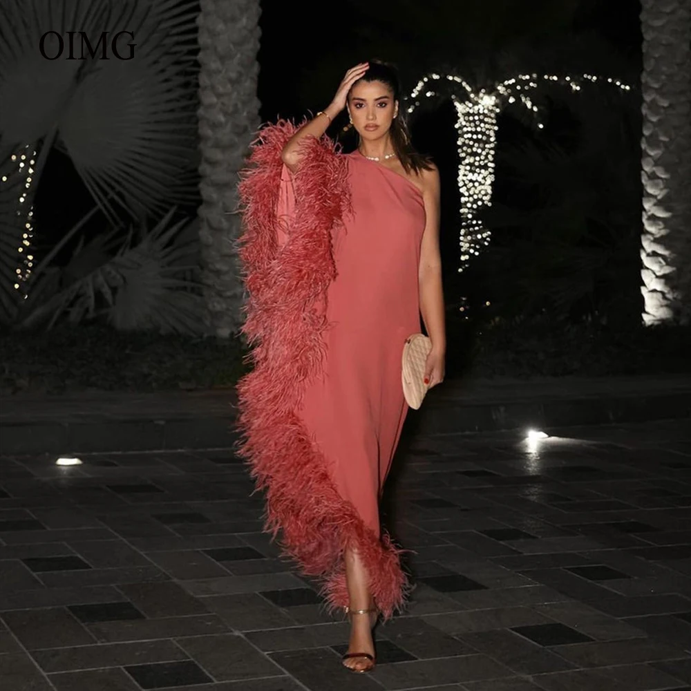 

Verngo Luxury Feathers Blush Pink Straight Evening Dresses One Shoulder Long Sleeves Dubai Arabic Women Formal Prom Dress Outfit