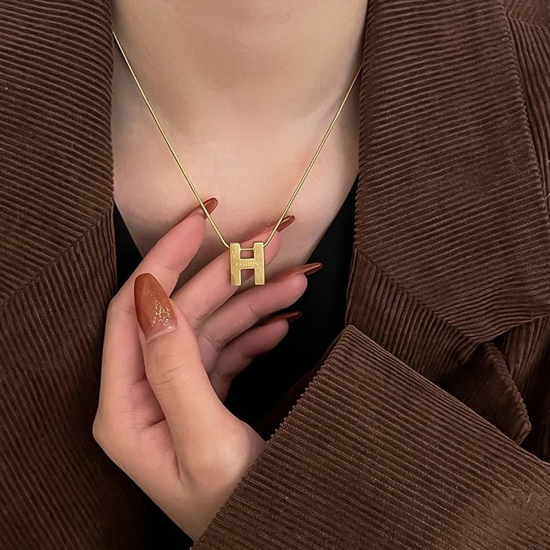 

H Letter Necklace for Women Collarbone Chain Simple Titanium Steel Jewelry BrandLuxury Accessories Gifts Wholesale Dropshiping