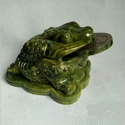 

Collection Chinese Natural Jade Jade Carving Ornaments Jade Carved Jade Feng Shui Decoration Toad Animal Statue