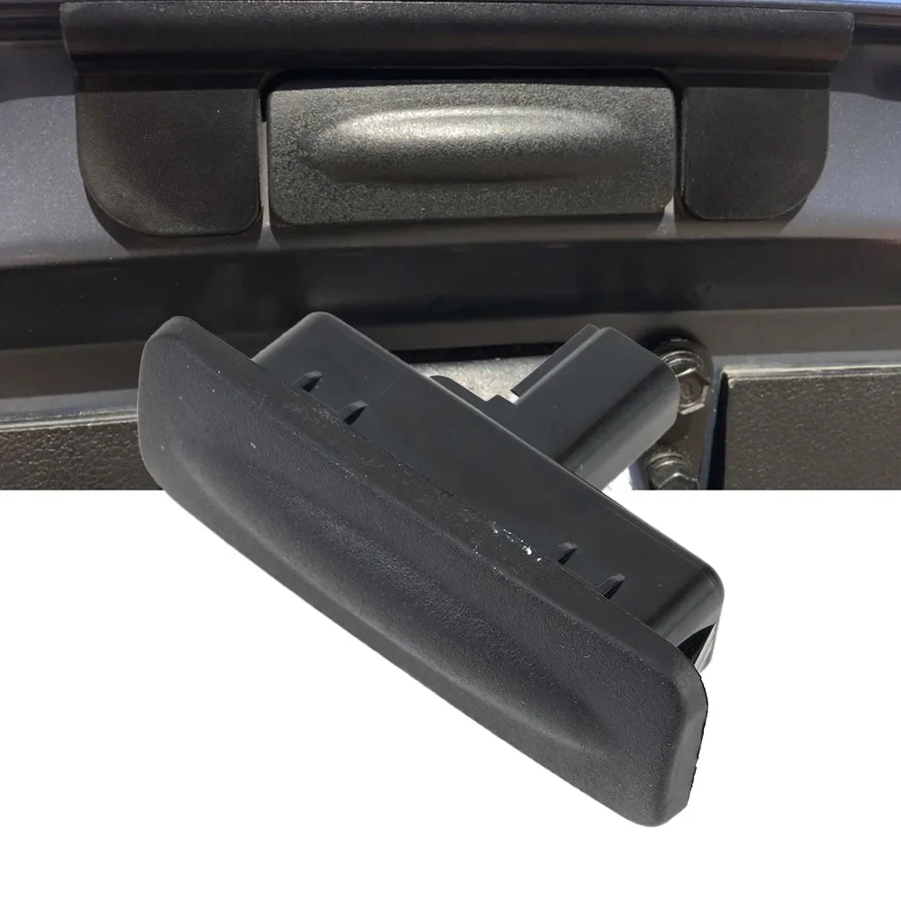 Кнопка открывания замка багажника для Hyundai I30 GD Elantra GT Avante 81260-A5000