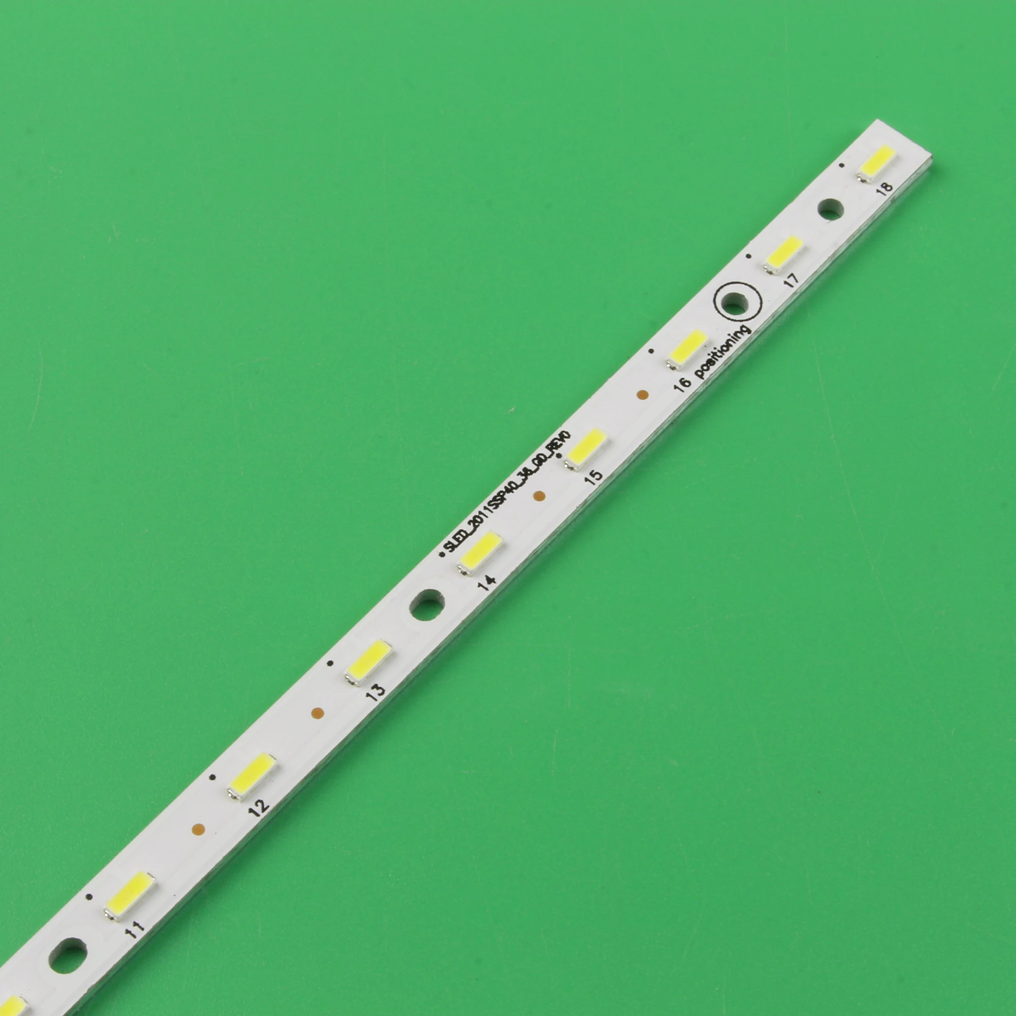 LED strip 36 leds for LCD-40NX530A LCD-40NX330A LCD-40LX430A LCD-40NX430A LCD-40LX830A GT0330-4 SLED 2011SSP40 36 DG-REV0 images - 6
