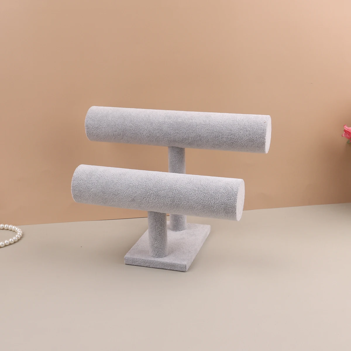 

Бархатный держатель для украшений