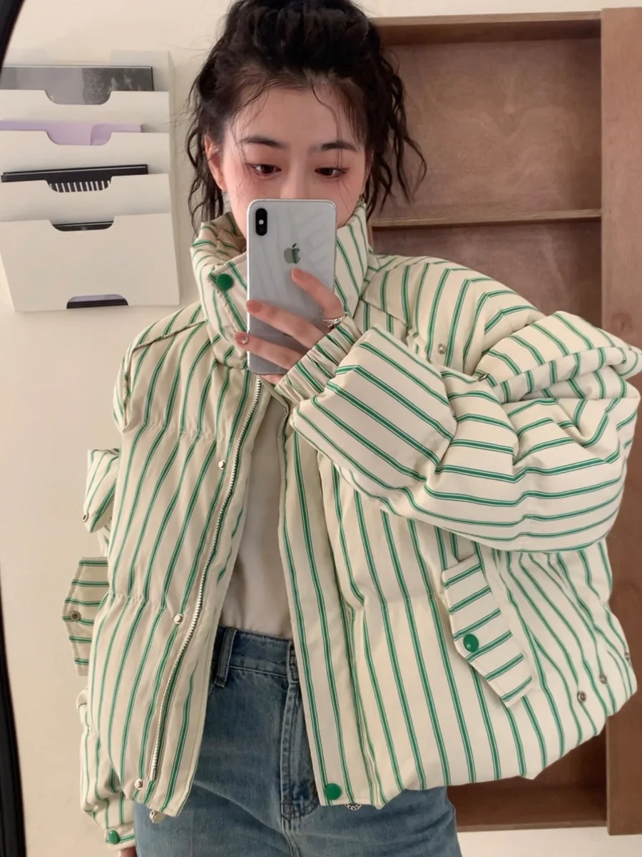 

Женский пуховик в полоску, свободная Толстая короткая куртка в Корейском стиле на белом утином пуху с воротником-стойкой, зима 2023