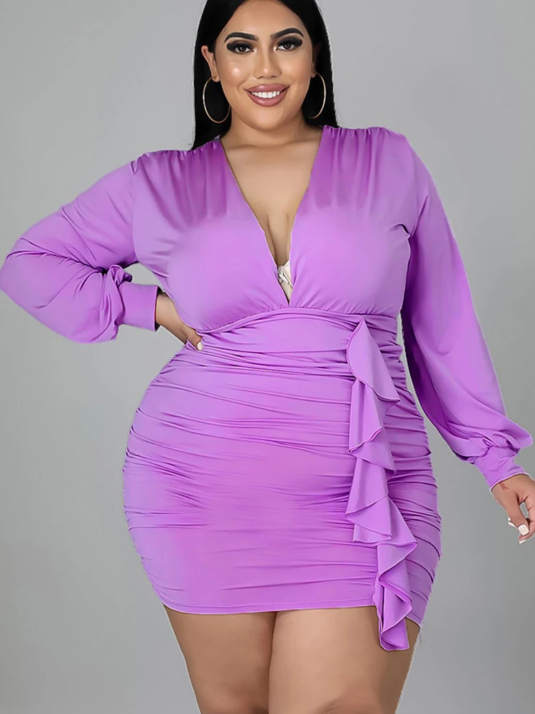 

Женское платье с V-образным вырезом, длинным рукавом и оборками