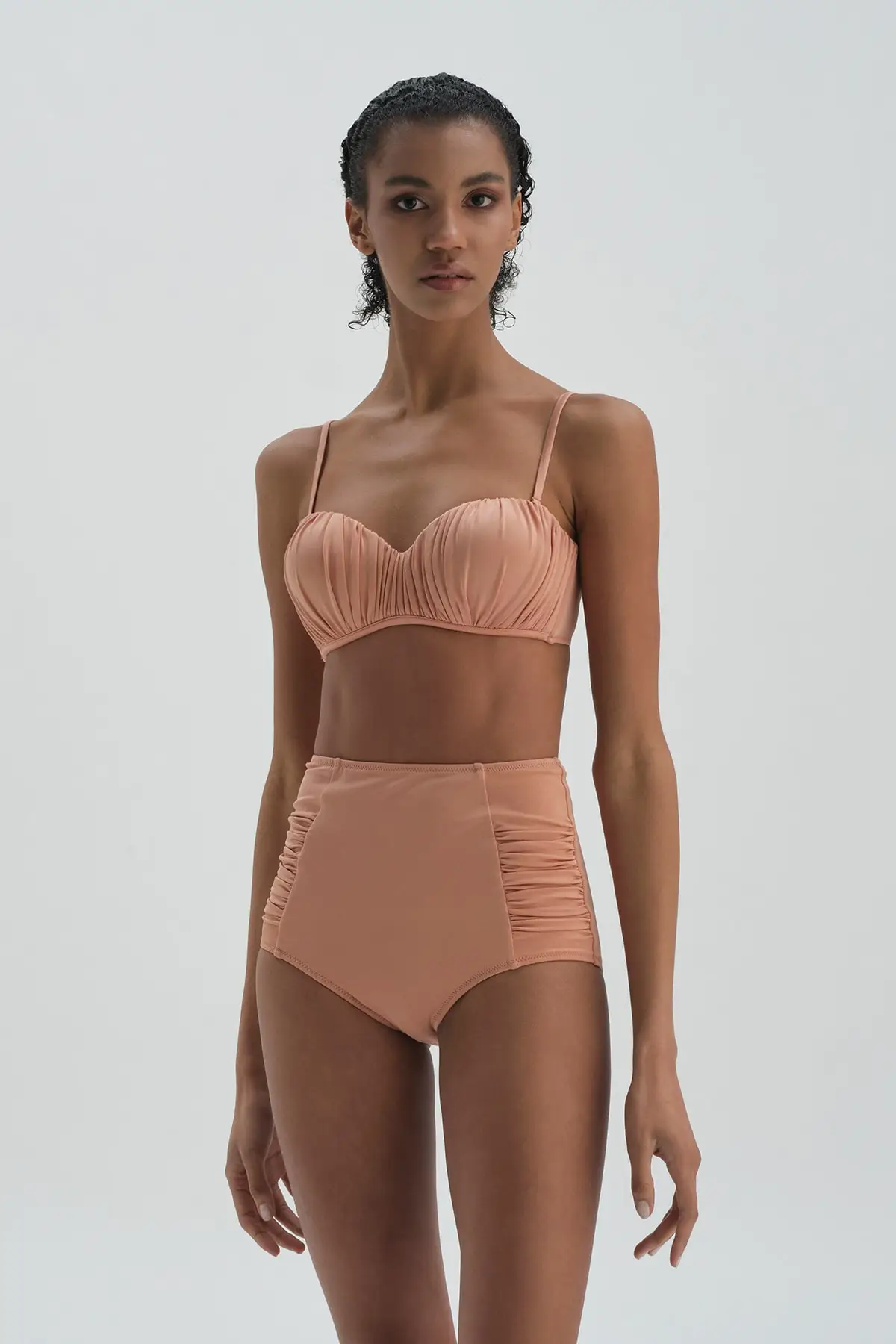 

Женский топ бикини без бретелек, плоская Розовая Трикотажная шапка из 80% полиамида, пляжная одежда из эластана 20%, балконет типа 3