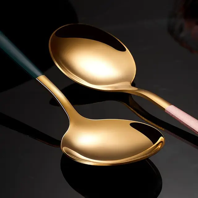 4Pcs Golden Cutlery Set Stainless Steel Knife Fork Spoon Tableware Flatware Set Festival Kitchen Dinnerware Gift 4
