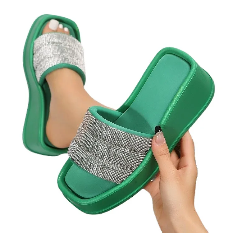 2023 Women's Slippers New Wedge-heeled One-line Rhinestone Sandals Women's Fashion Square Head Simple Beach Slippers