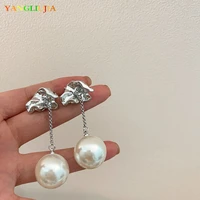 irregular metal pearl pendant earrings south koreas temperament luxury fashion stud earrings ms girl travel accessories 2022