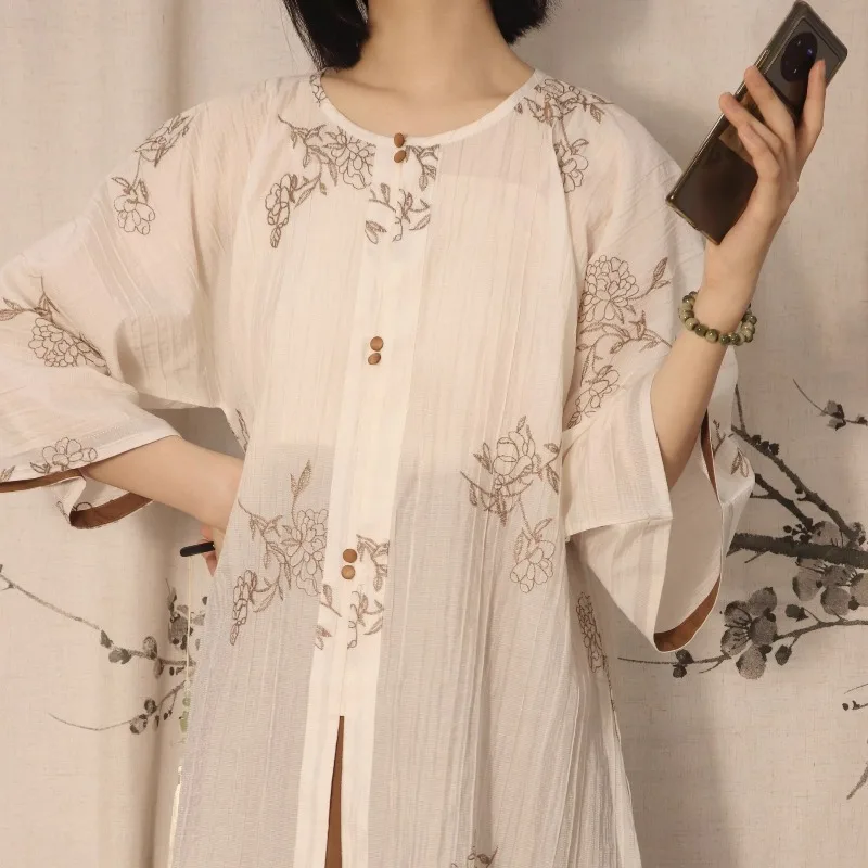 Женский комплект из пуловера и юбки шифоновая рубашка на пуговицах с круглым