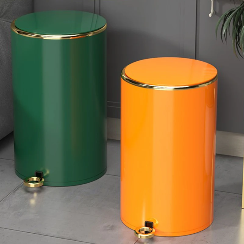 Living Room Toilette Trash Can Stainless Steel Bedroom Waterproof Trash Can Hotel Designer Pedal Cubo Basura House Accessories