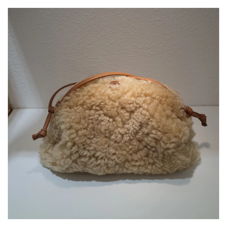 

Fashion Sheep Skin Furry Crossbody Shell Bag Women Plush Soft Casual Shoulder Messenger Bag Fluffy Female Fur Handbag