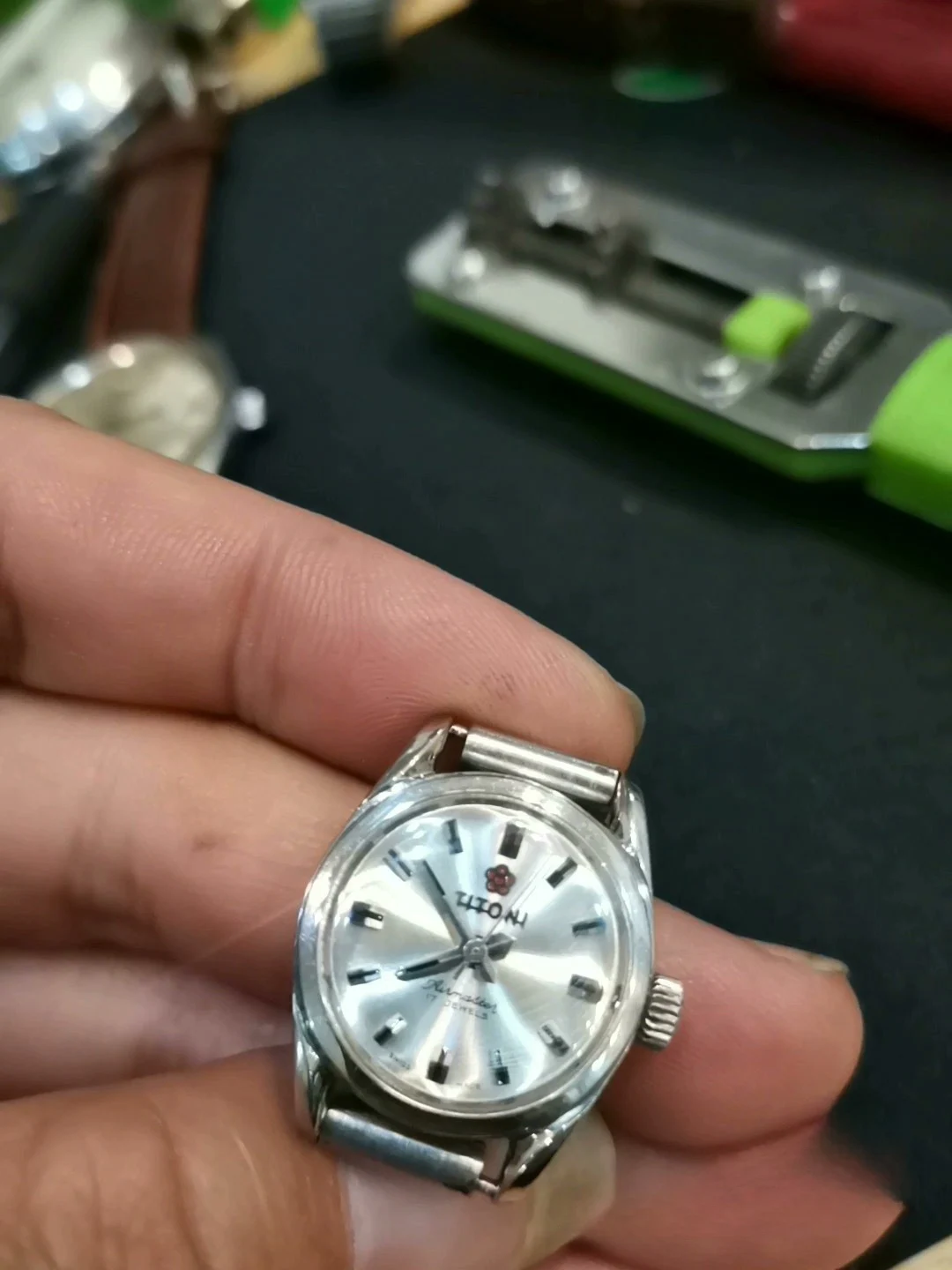 

TITONI ETA 2660 vintage swiss Steel Mechanical Small Women's Small Watch（Additional give belt）