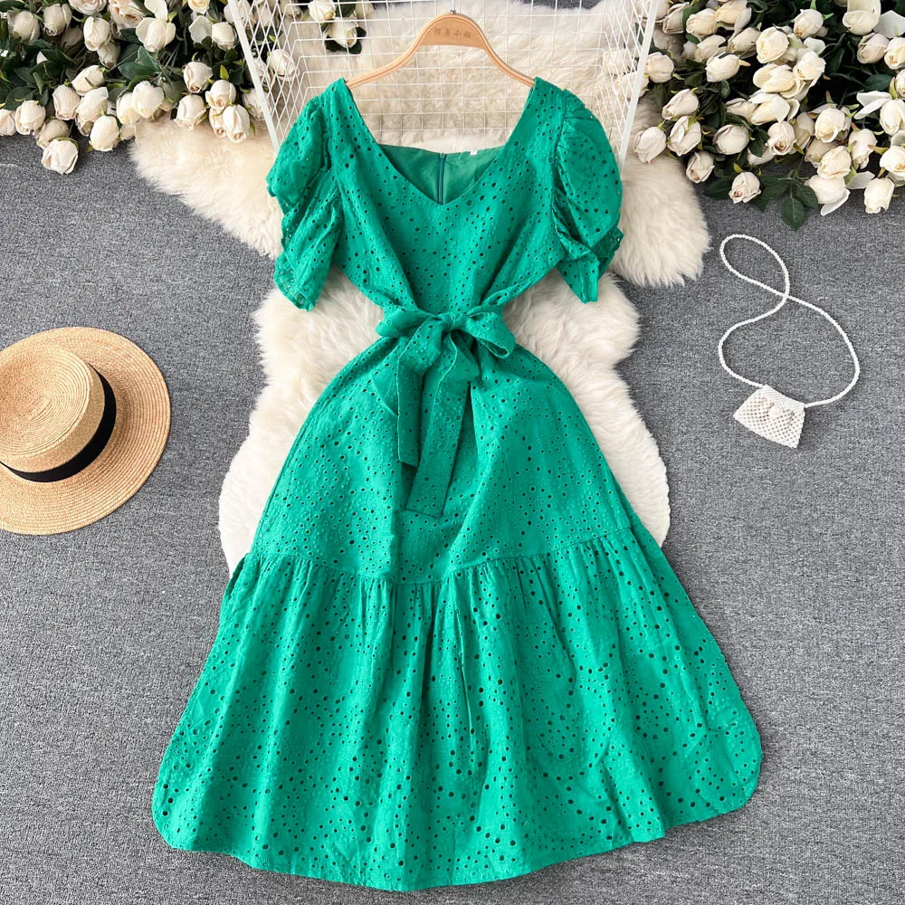 

Summer New Bubble Short-sleeved V-neck Dress Female Hollow Waist Vacation Wind In The Long Paragraph A Word First Love Skirt