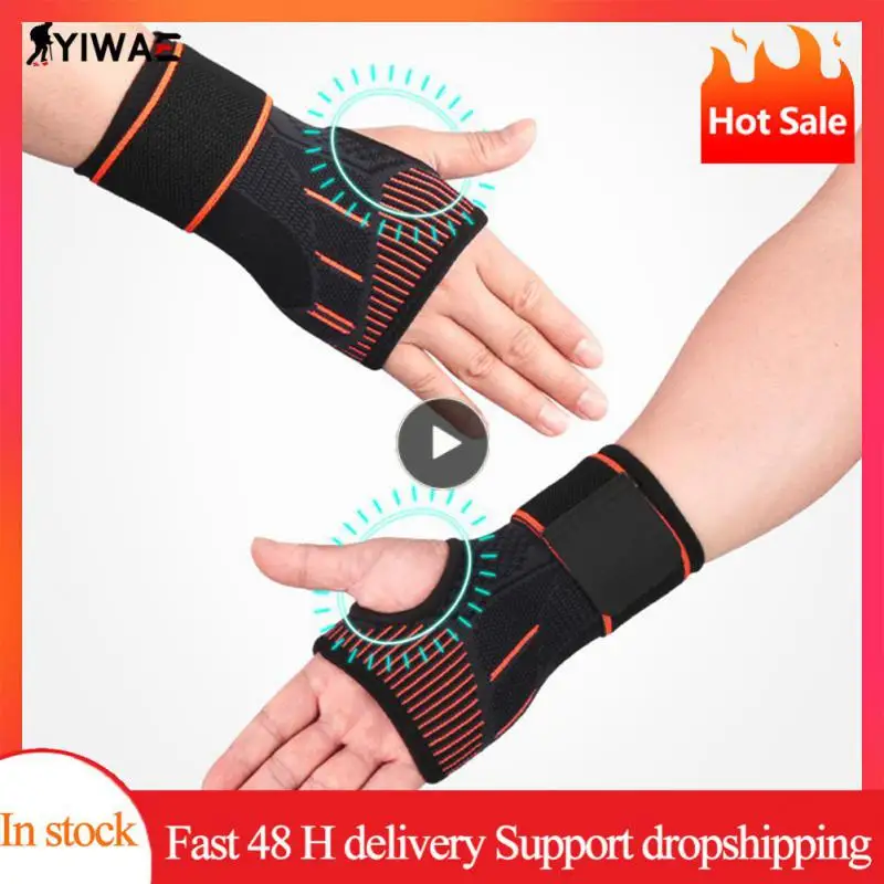 

Protective Gear Soft Wristbands Comfortable Wrist Sleeve Professional Breathable Wrist Support Bracers For Gym Sports Wristband