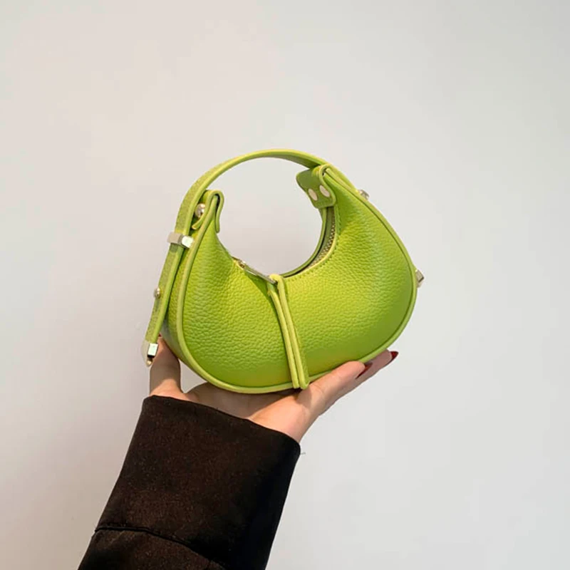 Высококачественная текстурированная мини-сумка в форме полумесяца 2024 шикарные