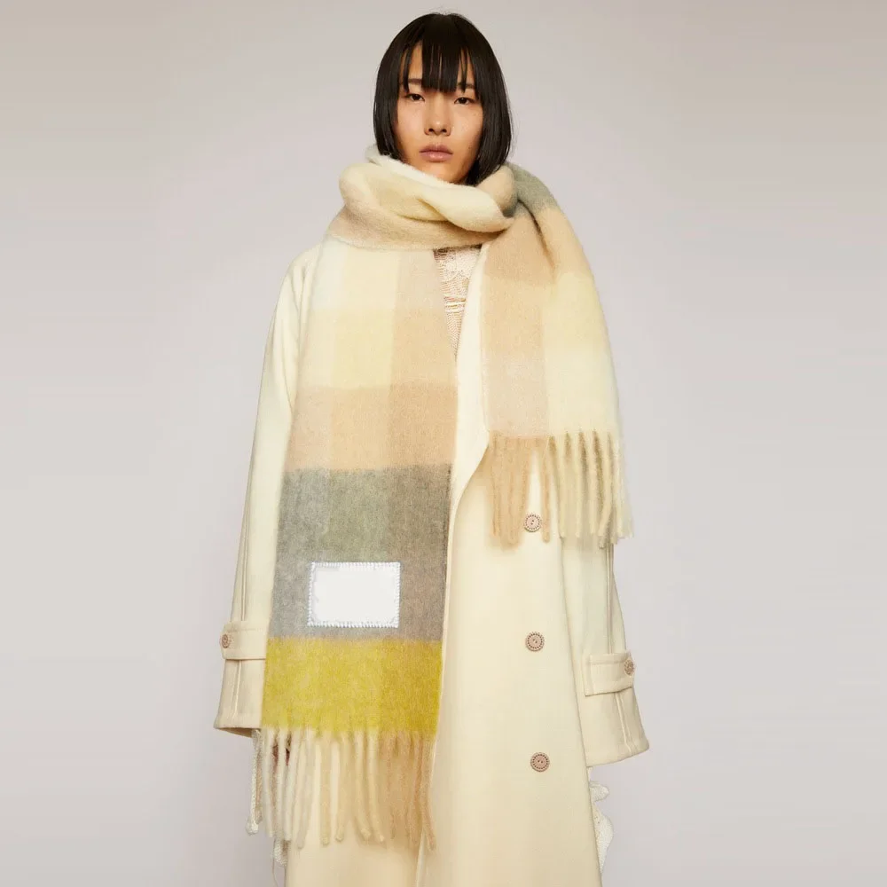 Рисунок 6 - 2023 Ac studios зимний шарф с бирками