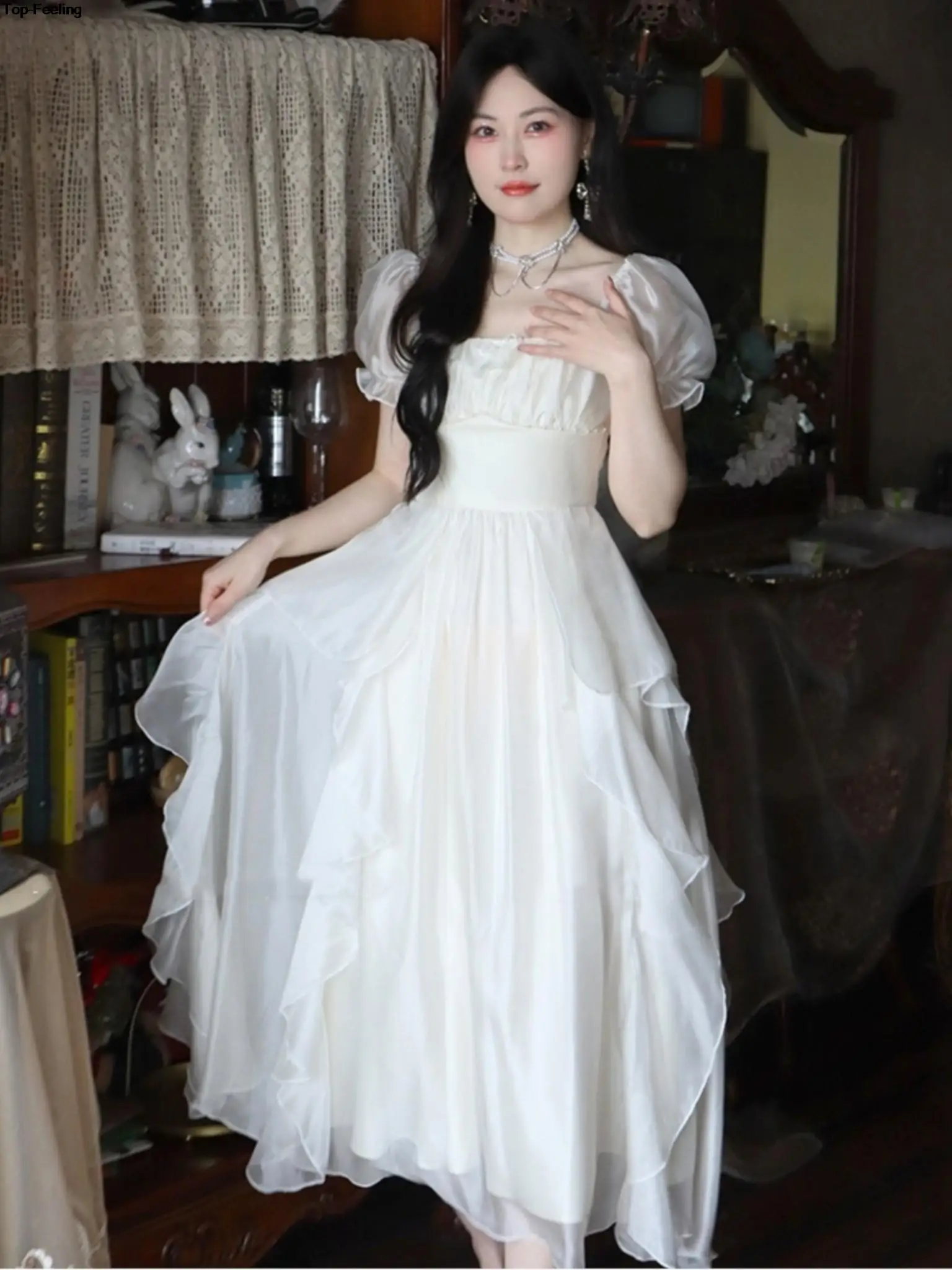 

Платье женское шифоновое средней длины с оборками и длинным рукавом