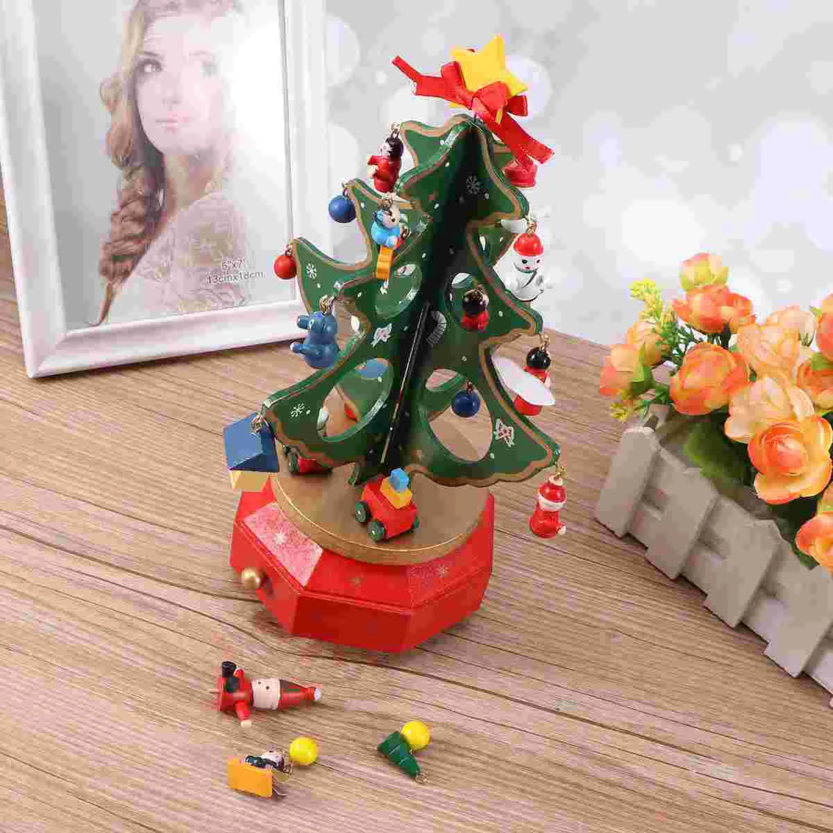 

1Pc Christmas Tree Musical Box Desktop Decoration Rotating Box Ornaments (Green)