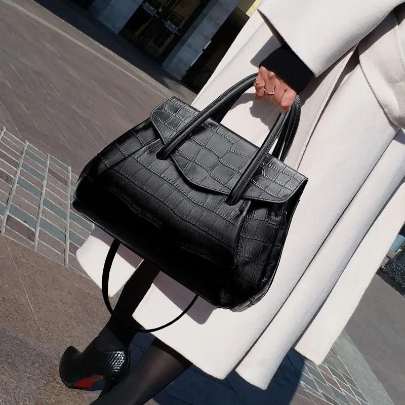 Crocodile Pattern Women's Shoulder Strap Handbag High Quality Black Shoulder Bag Large Bags for Women 2022 New Luxury Handbags
