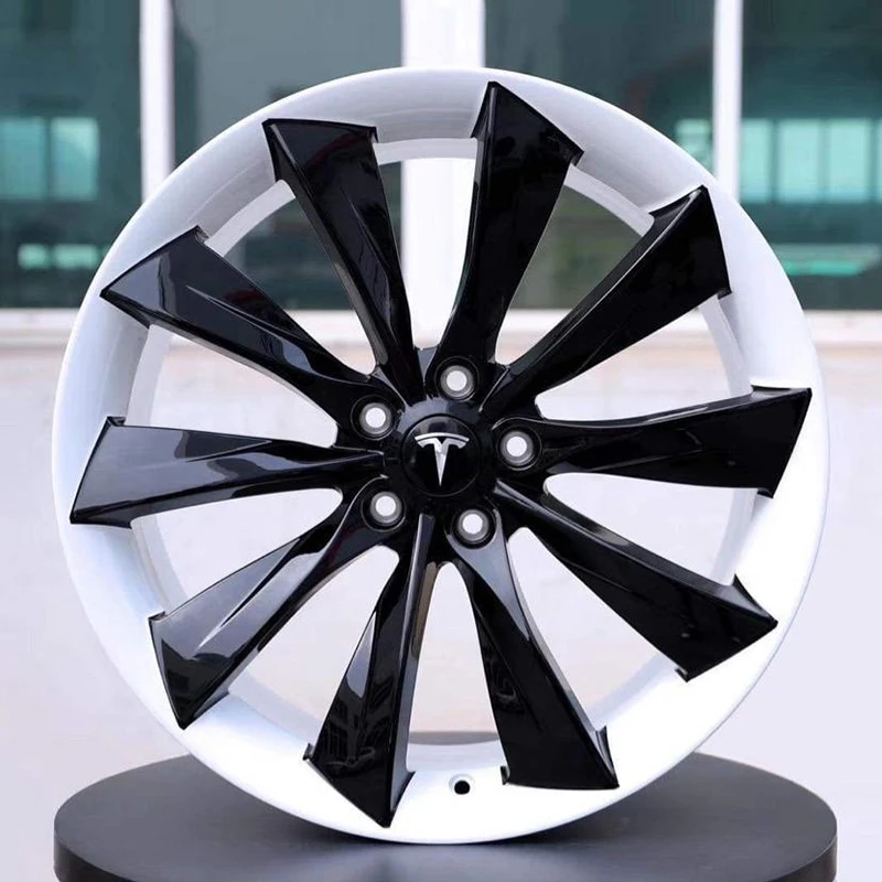 Рисунок 6 - Колесо автомобильное 18*8