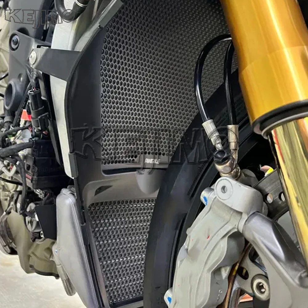 Фото Защита радиатора для Ducati Panigale V4 S V4S (2025+) – Комплект аксессуаров для мотоциклов: защитная решетка радиатора из алюминия с ЧПУ №4