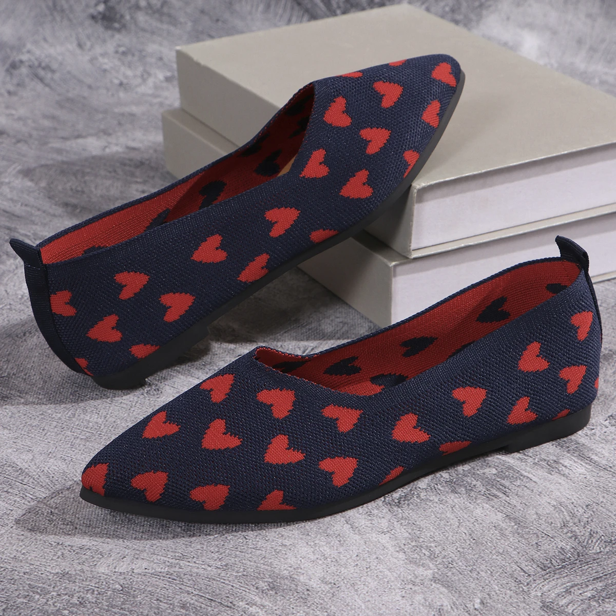 Туфли женские на плоской резиновой подошве трикотажные дышащие лоферы