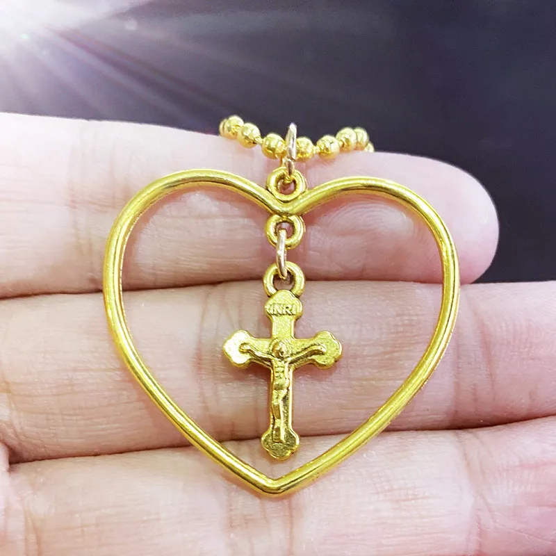 

New Hot Selling Fashion Trend Jewelry Golden Love Cross Pendant Necklace Jewelry
